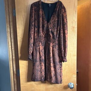 Bar III Long Sleeve Brown Patterned Dress